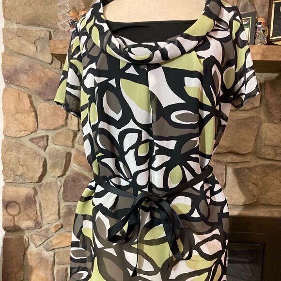 MARKS & SPENCER TOP.  / UK SIZE 12 - US SIZE 10. TERRIFIC CONDITION - Picture 3 of 10